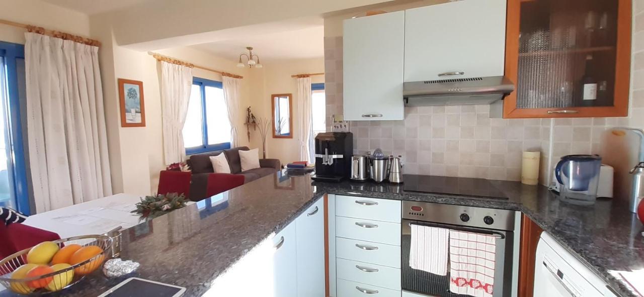 Penthouse Direkt Am Meer Polis Luaran gambar
